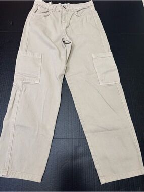 Women’s European Cargo Jeans in Light Tan, Hard to Find. Fits Petite